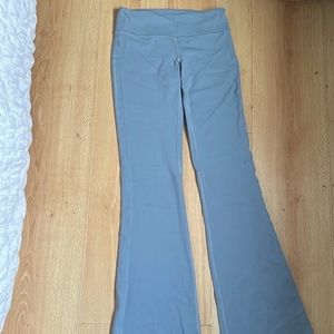 High rise Lululemon flared leggings